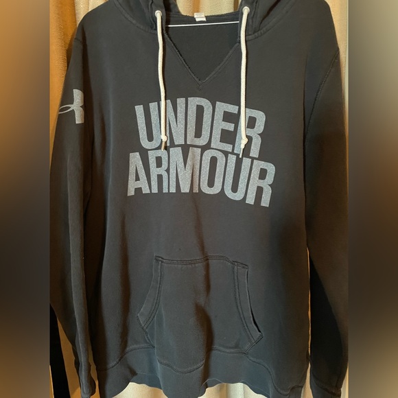 Under Armour Black Hoodie - Picture 1 of 3